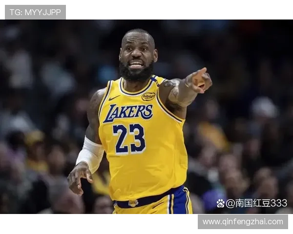 詹姆斯创历史新纪录，湖人迎来赛季最大挑战，球迷期待对决勇士